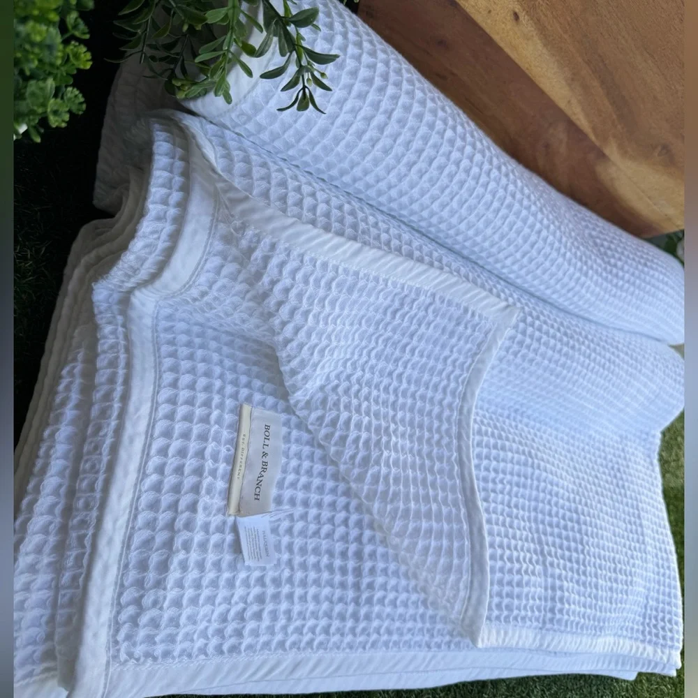 BOLL & BRANCH Waffle Organic Cotton Blanket White Waffle size Full/ Queen